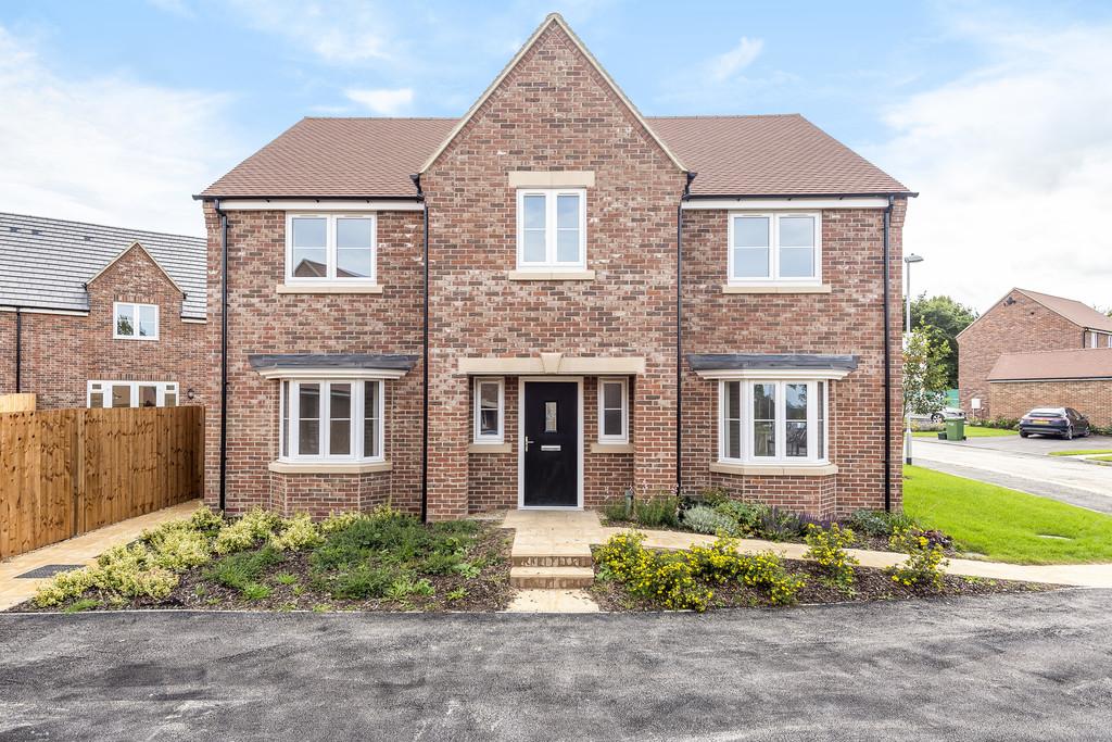 Coaley, Dursley 4 bed detached house £525,000