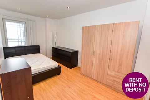 2 bedroom flat to rent, XQ7 Building, Taylorson Street South, Salford, M5