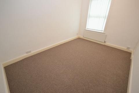 2 bedroom terraced house to rent, Belvoir Road, Widnes