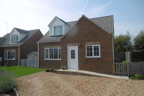 3 bedroom detached house to rent, Holly Close, Manea, March