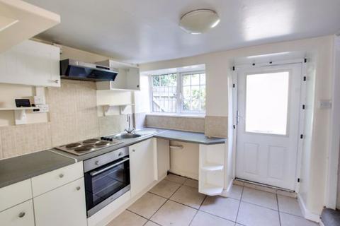 2 bedroom terraced house to rent, Chalford, Westbury