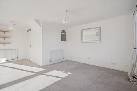 2 bedroom maisonette for sale, Amersham Hill, High Wycombe HP13