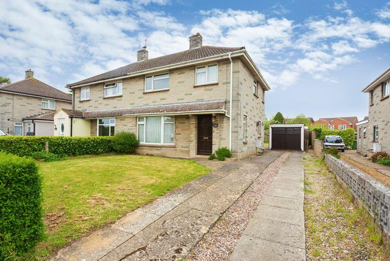 Larkhill Road, Abingdon 3 bed semidetached house £360,000