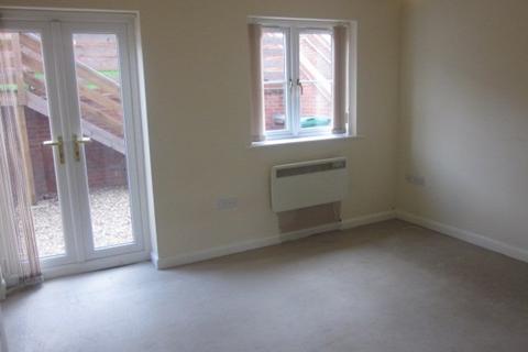 3 bedroom townhouse to rent, Westgate Street, St Anns