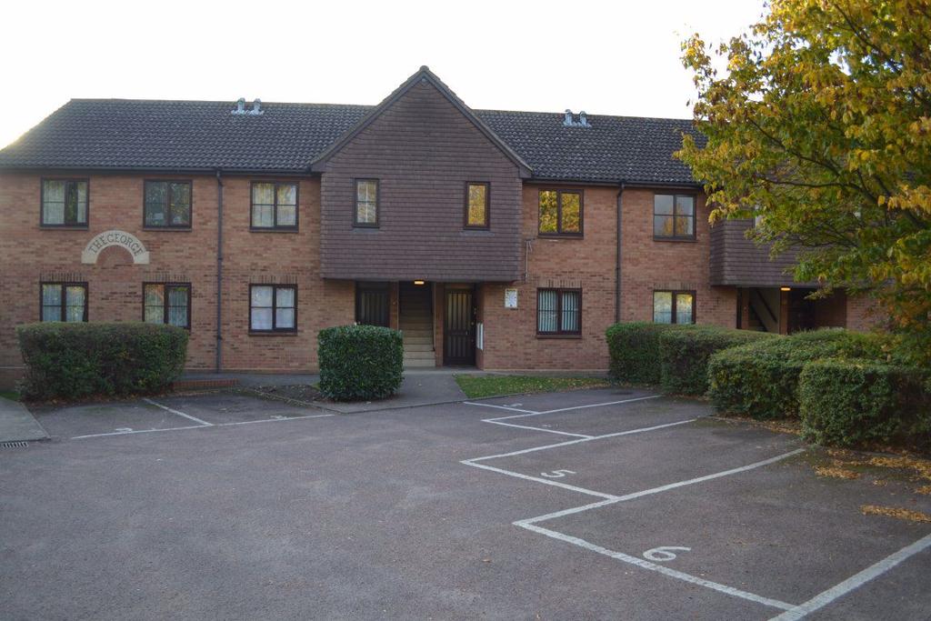 The Court, Biggleswade 2 bed flat £675 pcm (£156 pw)