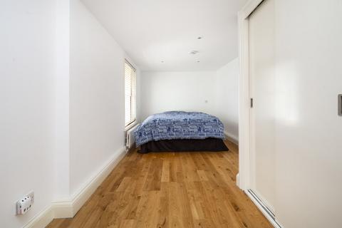 1 bedroom flat to rent, St Martin's Lane, Covent Garden WC2