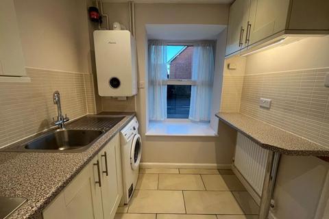 2 bedroom terraced house to rent, Pursey Drive, Bristol