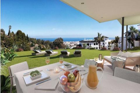 2 bedroom apartment, Estepona, Malaga, Spain