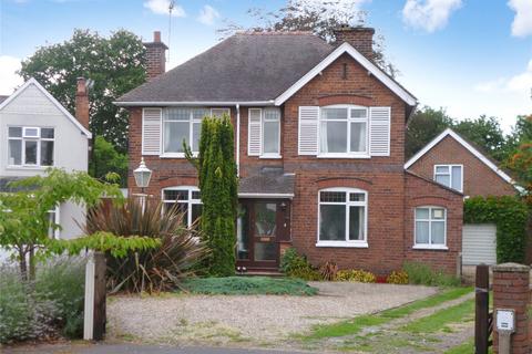 3 bedroom detached house to rent, Aggborough Crescent, Kidderminster, Worcestershire, DY10