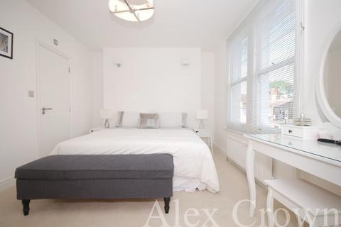 3 bedroom flat to rent - Marlborough Road, Bounds Green