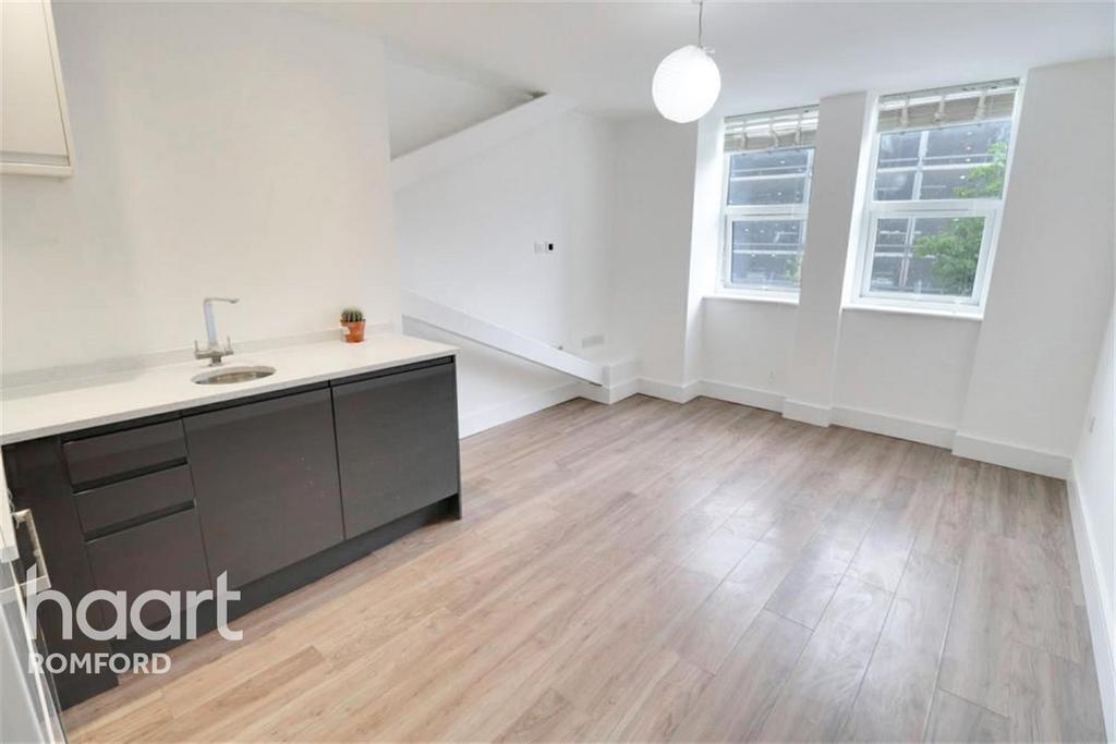 Verve Apartments Romford RM1 Studio to rent £1,050 pcm (£242 pw)