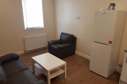 2 bedroom flat to rent, Wellington Street, Stockport, Cheshire, SK1