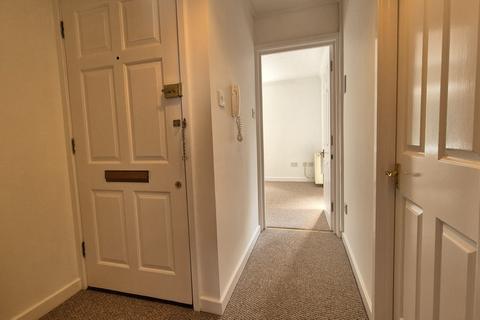 undefined, CLOSE TO GENERAL HOSPITAL, SO16