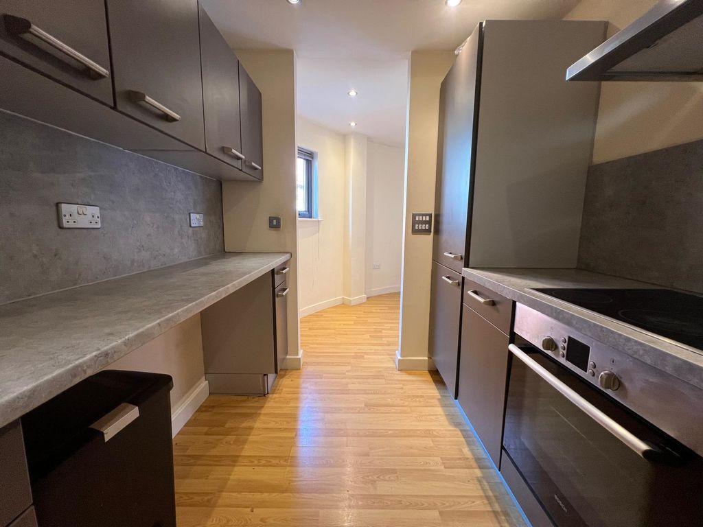 Apartment in Newcastle Upon Tyne - More