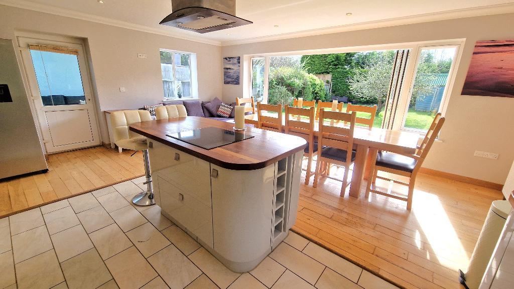Open Plan Kitchen, Dining, Family Room