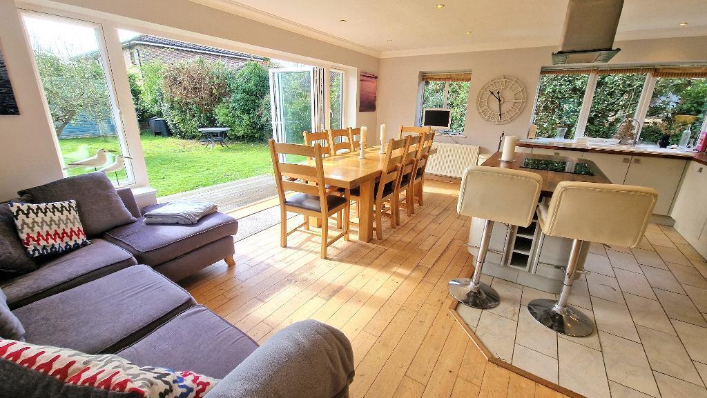 Open Plan Kitchen, Dining, Family Room