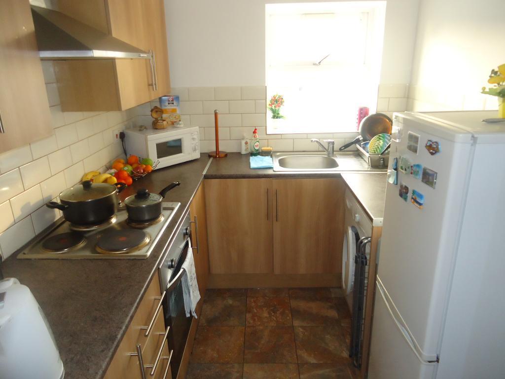 Denmark Hill, Denmark Hill, London, SE5 8RX 1 bed flat £1,245 pcm (£