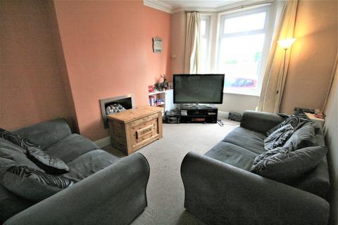 2 bedroom terraced house to rent, Madeley Street, Crewe