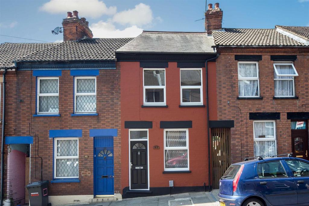 Hartley Road, Luton 2 bed terraced house £795 pcm (£183 pw)