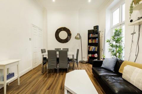 3 bedroom flat to rent, W1U