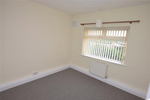 3 bedroom terraced house to rent, Oldroyd Crescent, Beeston, Leeds, LS11