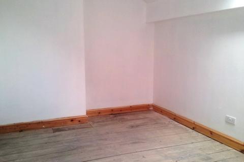 2 bedroom flat to rent, Lozells Road, Birmingham