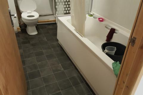 2 bedroom flat to rent, Lozells Road, Birmingham
