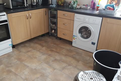 2 bedroom flat to rent, Lozells Road, Birmingham