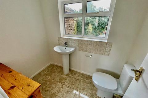 3 bedroom semi-detached house to rent, Larchwood Road, New Eltham, London, SE9