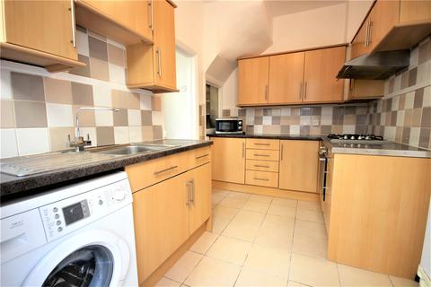 2 bedroom apartment to rent, Lyndhurst Road, Wood Green, London, N22