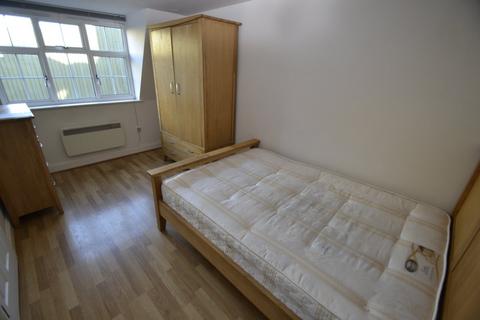 2 bedroom mews to rent, Bavaria Road, Upper Holloway