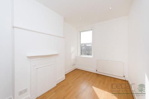 4 bedroom flat to rent, West End Lane, West Hampstead NW6