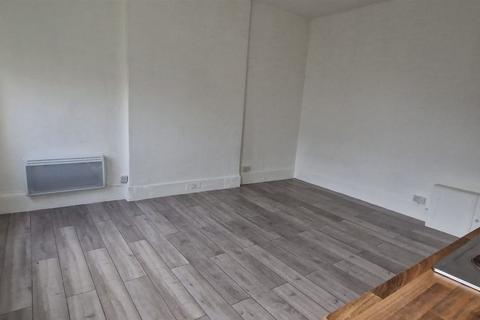 Studio to rent, Hammersmith W6 W6