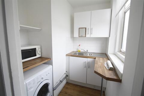 Studio to rent, Hammersmith W6 W6