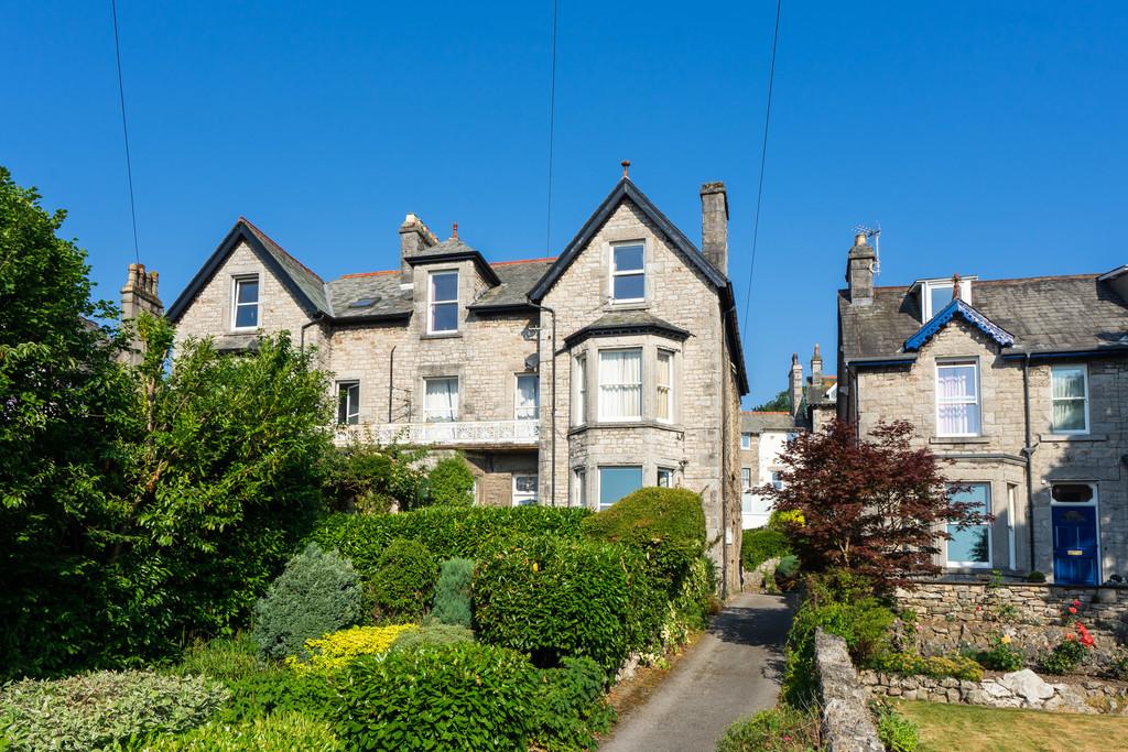 3 Flaxford House, Kents Bank Road, GrangeOverSands, Cumbria, LA11 7HD