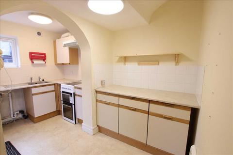 2 bedroom apartment to rent, Albion Road, Scarborough