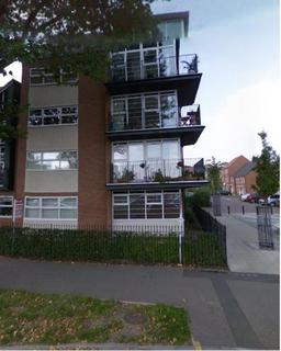 2 bedroom flat to rent, Larchmont Road, Leicester LE4