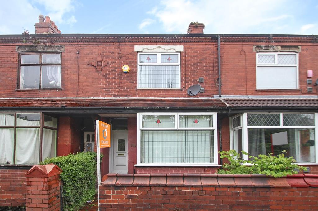 Moss Vale Road, Urmston, Manchester, M41 3 bed terraced house £200,000