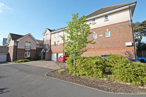 Flats For In Netley Abbey Latest Apartments Onthemarket 2 Bedroom Apartment For Station Road Netley Abbey Southampton So31 5ja