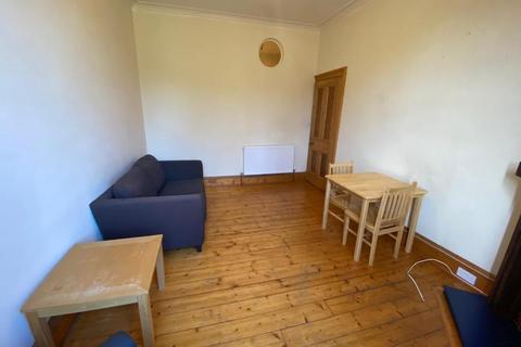 1 bedroom flat to rent, Waverley Park, Abbeyhill, Edinburgh, EH8