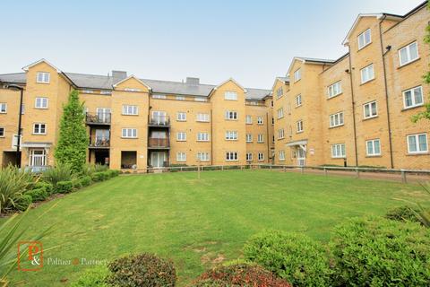 2 bedroom apartment to rent, Gilbert Court, Colchester, Essex, CO1