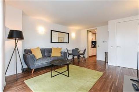 2 bedroom apartment to rent, New Providence Wharf, E14