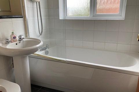 undefined, Tanyard Close, Horsham