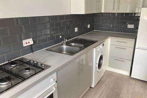 undefined, Tanyard Close, Horsham