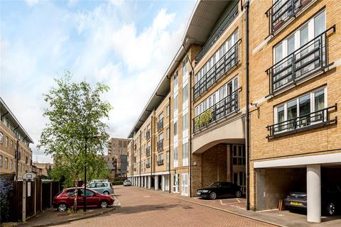 2 bedroom apartment to rent, Broomfield Street, E14