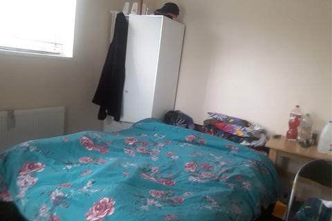 1 bedroom in a house share to rent, Charterhouse Road, Stoke, Coventry, West Midlands, CV1