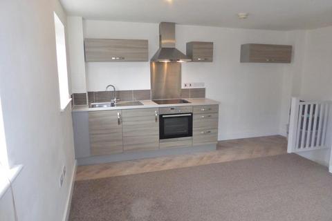 2 bedroom end of terrace house to rent, Legends Way, Hull, HU4 6AW