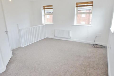 2 bedroom end of terrace house to rent, Legends Way, Hull, HU4 6AW