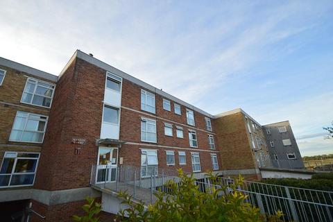 Studio to rent, Rotunda Road, Eastbourne, East Sussex, BN23 6LG