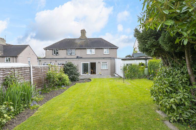 Loughton Way, Buckhurst Hill 3 bed semidetached house £595,000